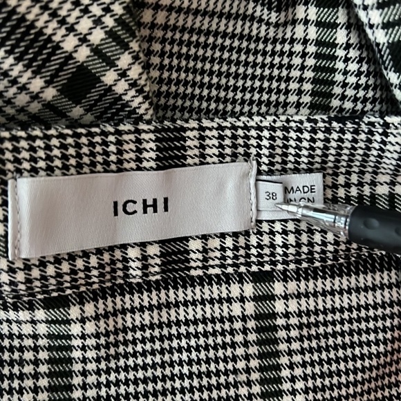 ICHI L Plaid Mini Skirt - Picture 4 of 4